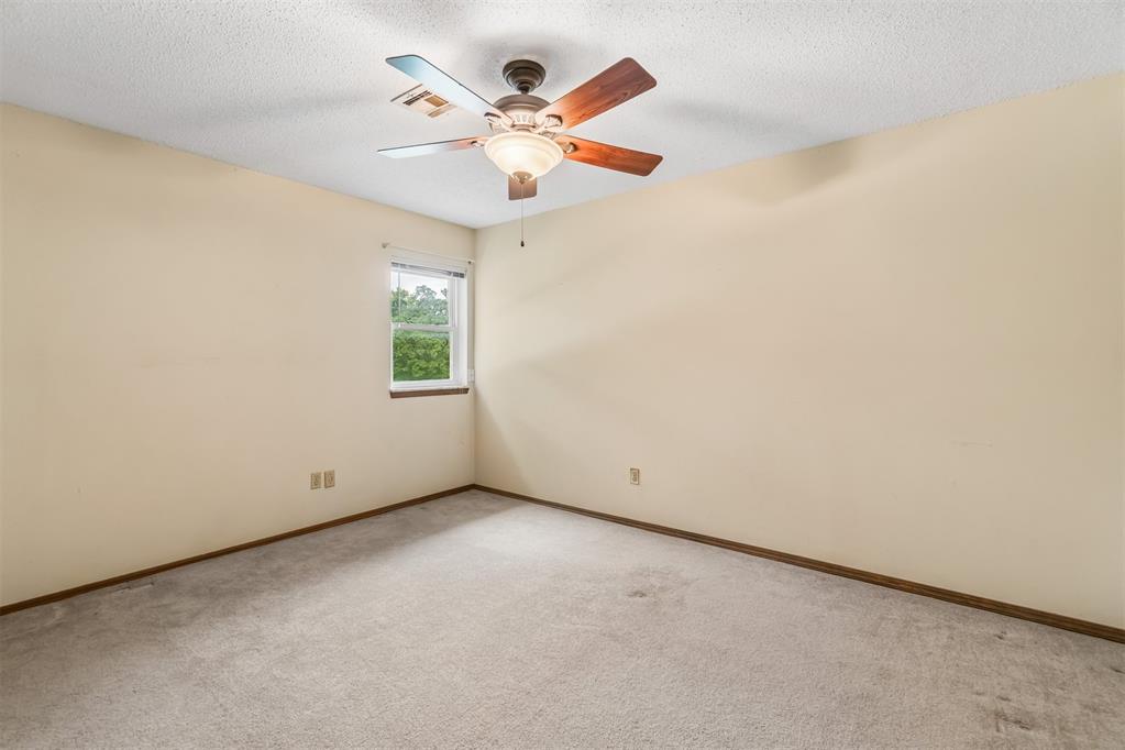 2909 Short Drive Property Photo 23