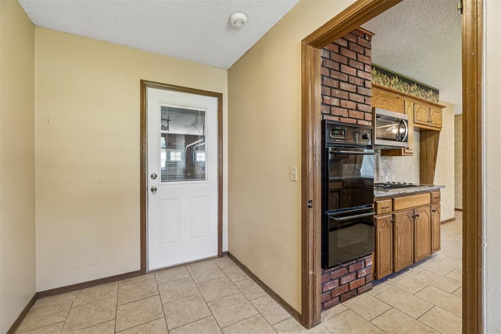 2909 Short Drive Property Photo 35