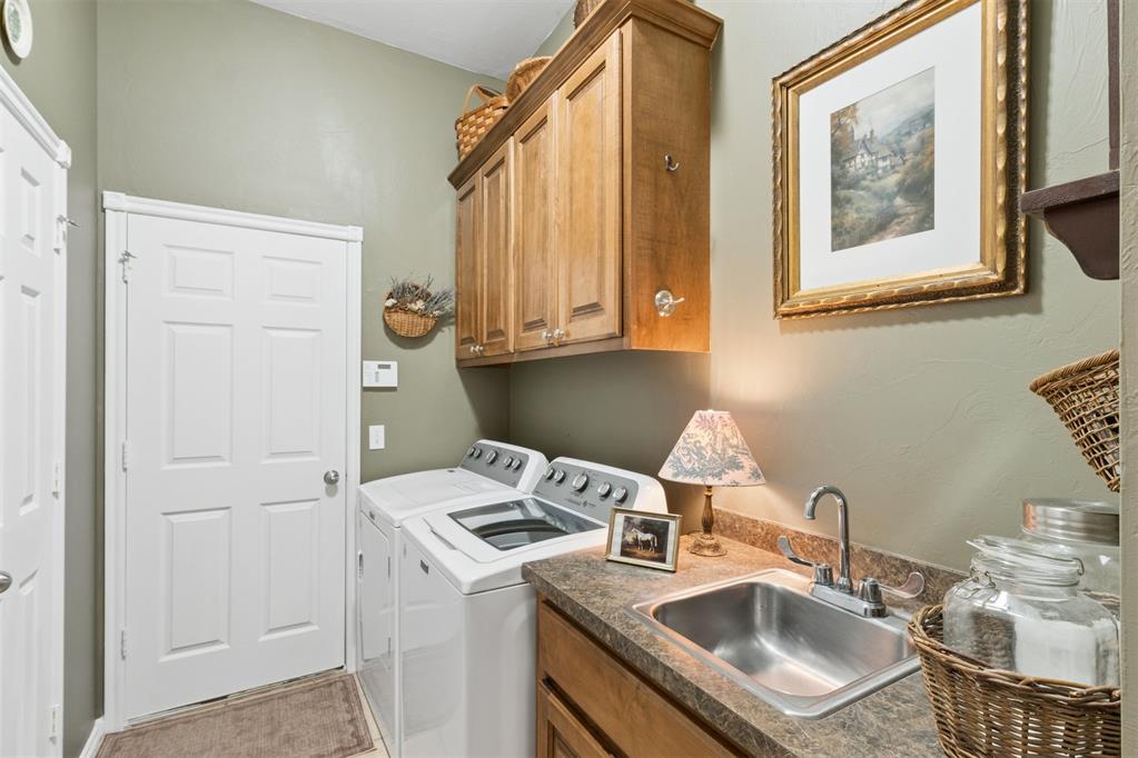 1621 Four Lakes Drive Property Photo 41