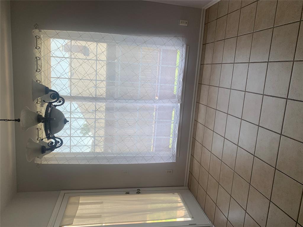 1234570 Property Photo 6