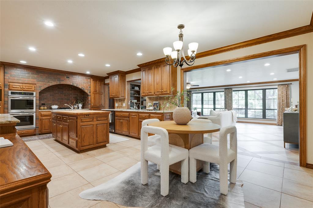 3816 Coachman Road Property Photo 13