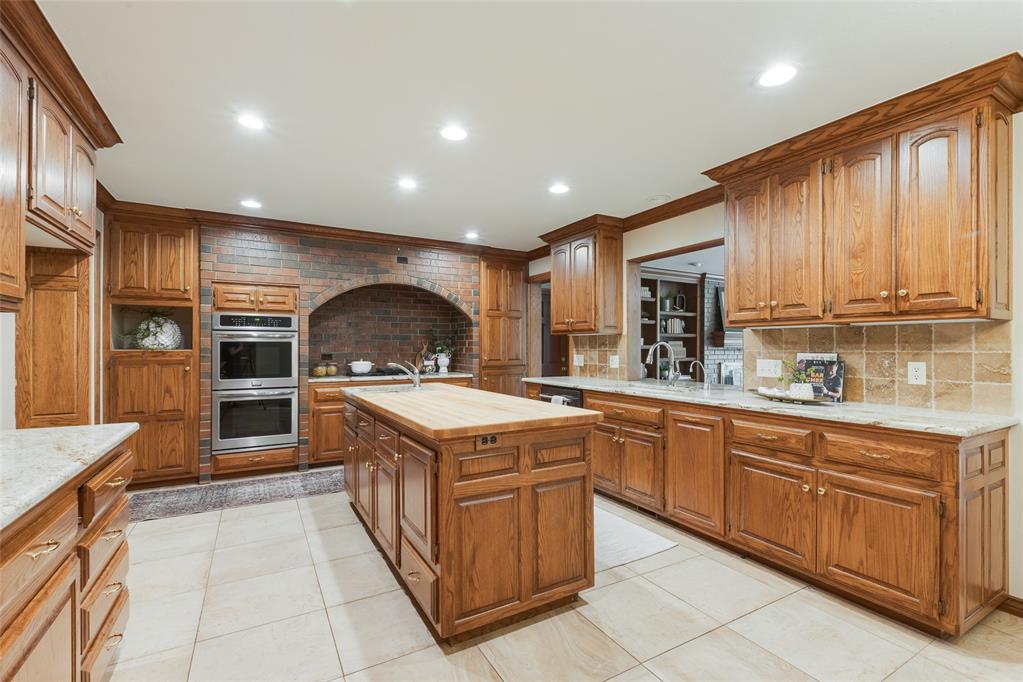 3816 Coachman Road Property Photo 16