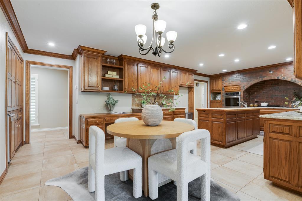3816 Coachman Road Property Photo 17