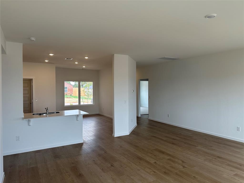 990 Red Barn Road Property Photo 3