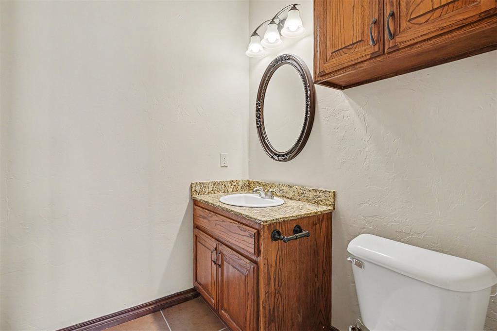 6301 Bentley Drive Property Photo 6