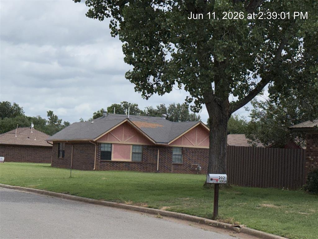 202 Redbud Drive Property Photo 5