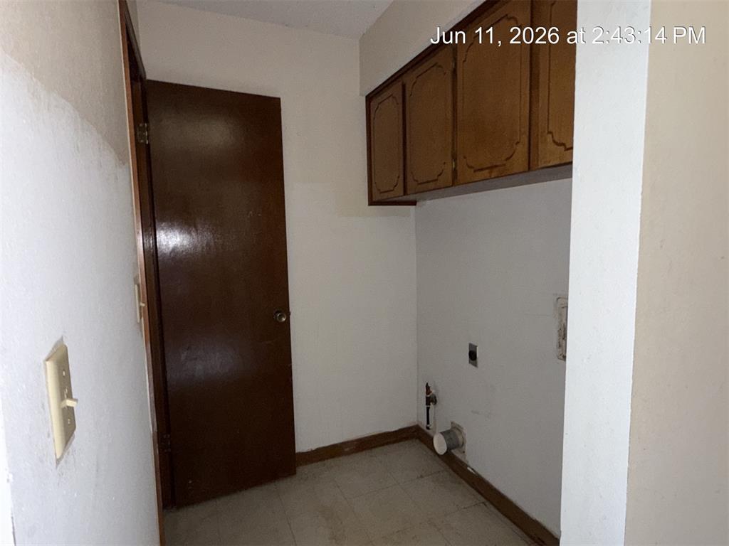 202 Redbud Drive Property Photo 7
