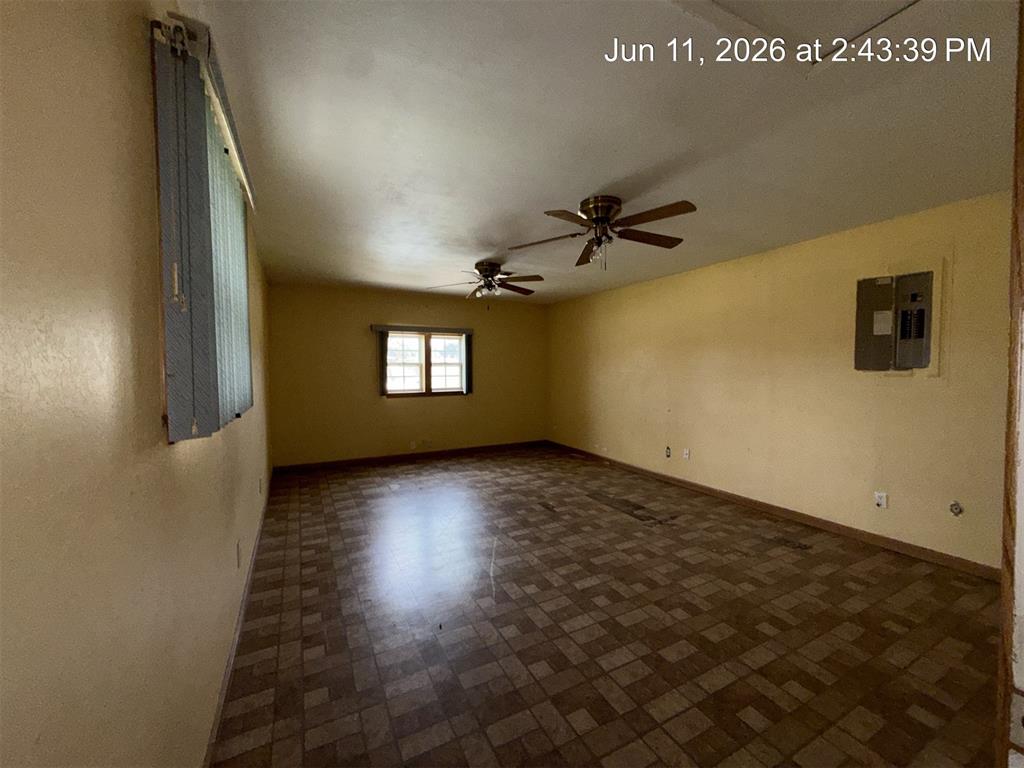 202 Redbud Drive Property Photo 8