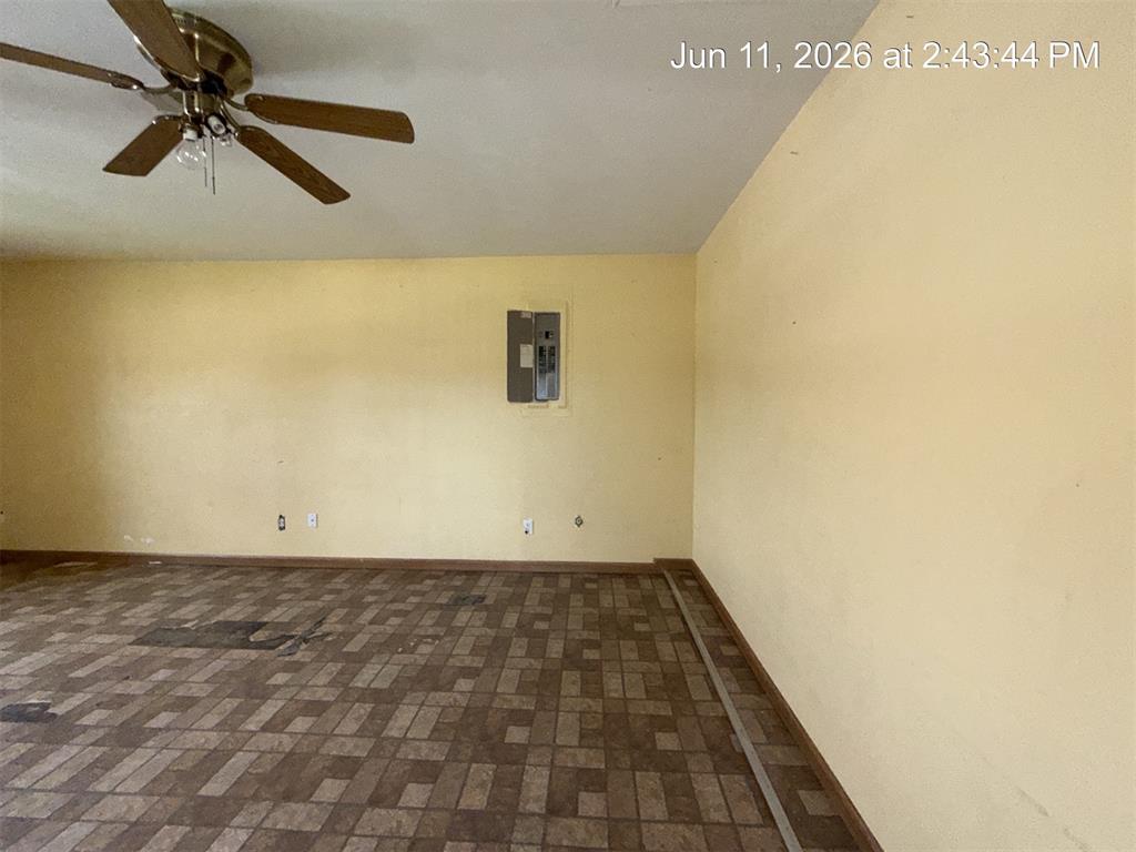 202 Redbud Drive Property Photo 9