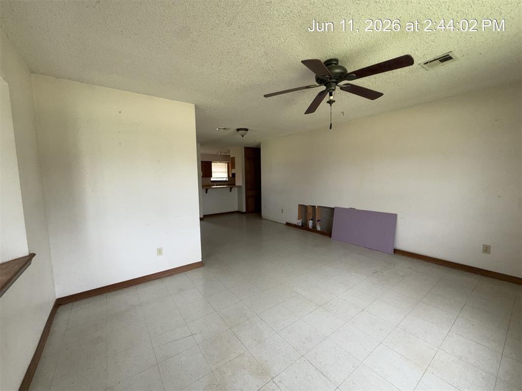 202 Redbud Drive Property Photo 11