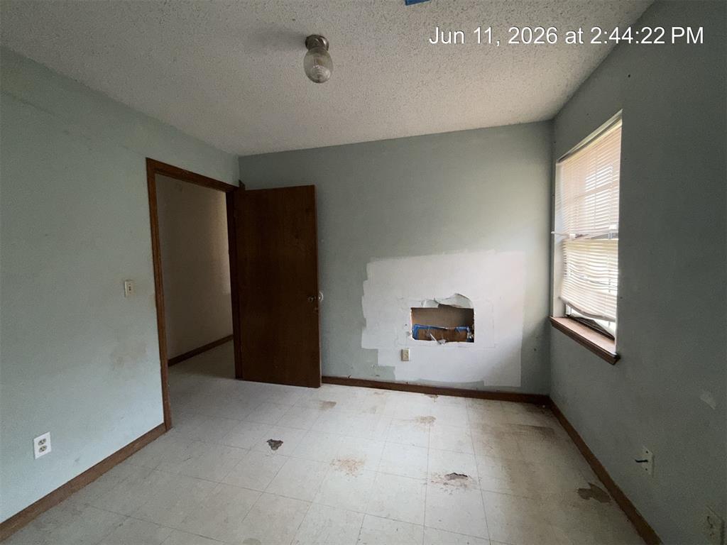 202 Redbud Drive Property Photo 14