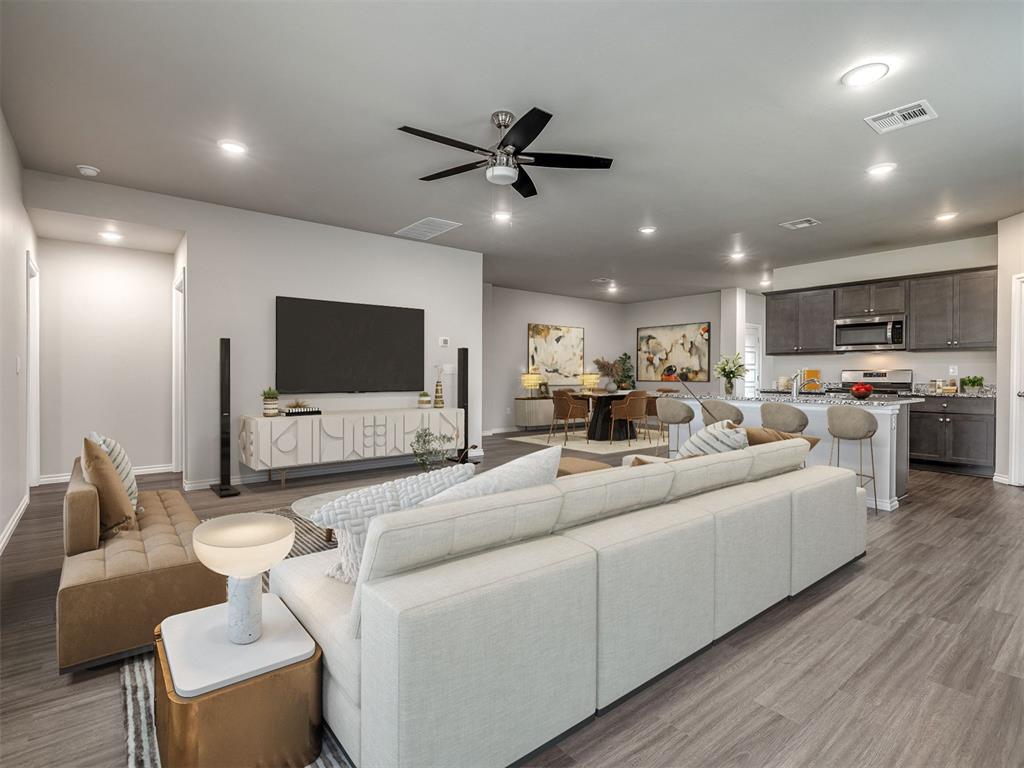 14017 The Brook Boulevard Property Photo 1