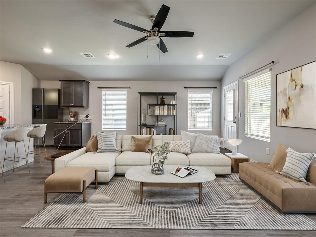 14017 The Brook Boulevard Property Photo 2