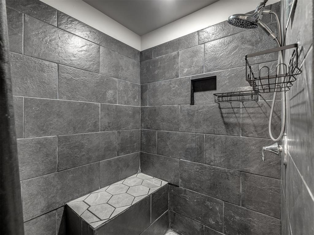14017 The Brook Boulevard Property Photo 17
