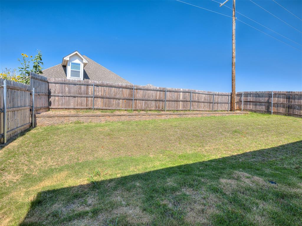 14017 The Brook Boulevard Property Photo 38
