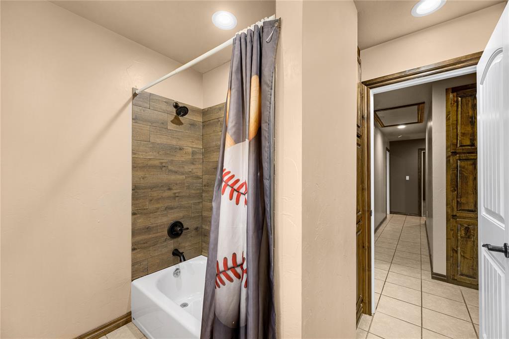 16156 County Road 1250 Property Photo 26