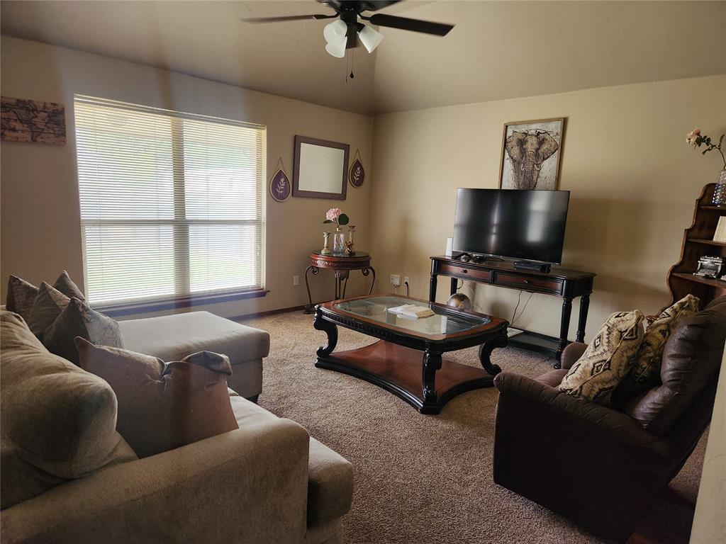 621 Nw 112th Street Property Photo 4