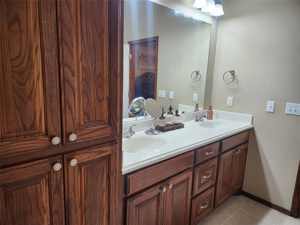 621 Nw 112th Street Property Photo 22
