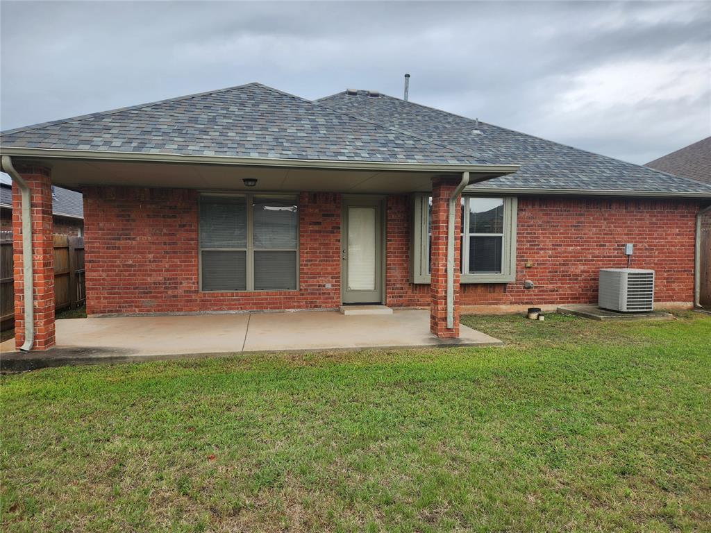 621 Nw 112th Street Property Photo 23