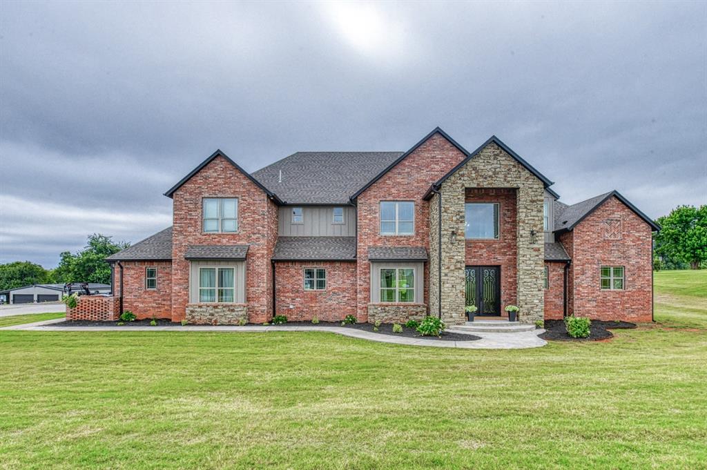 3802 Turtle Creek Circle Property Photo 1
