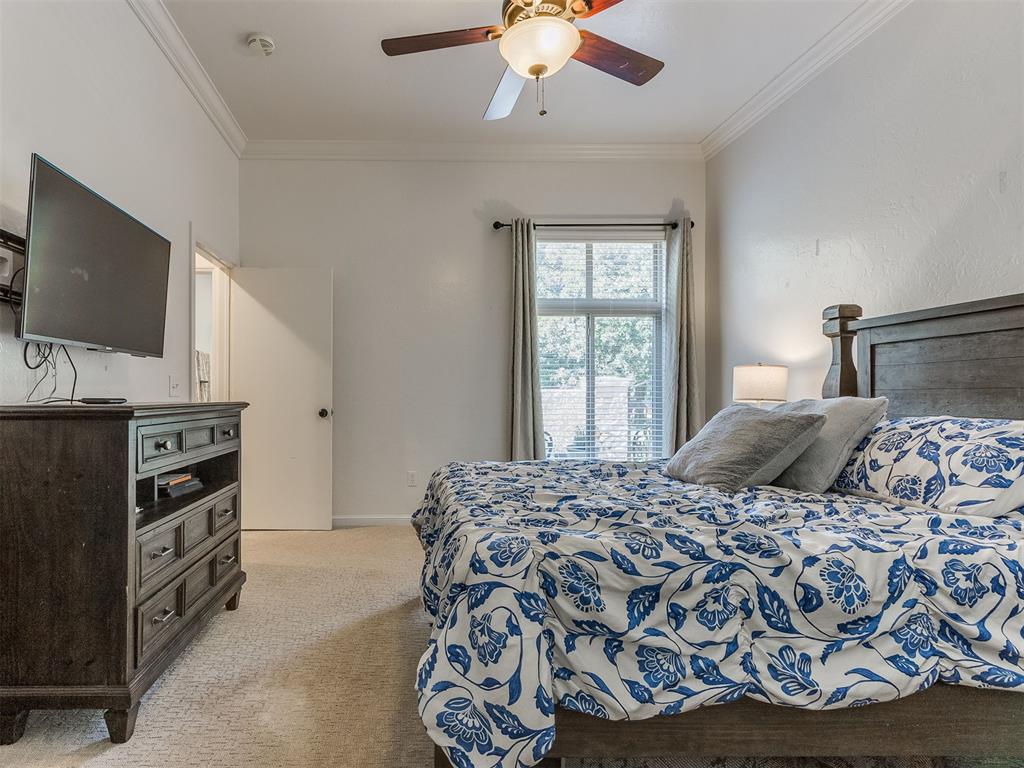 2600 Chaumont Property Photo 6