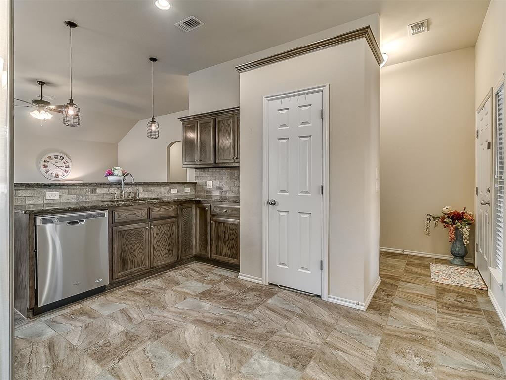 12487 Lakota Drive Property Photo 14