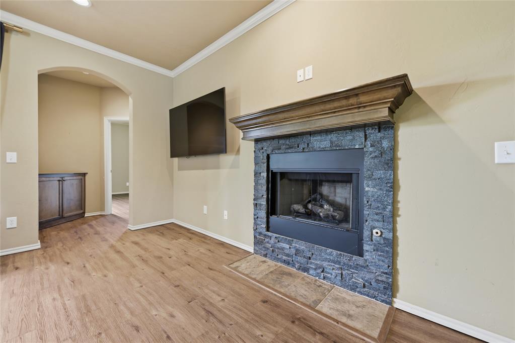 10337 Hawthorn Drive Property Photo 10