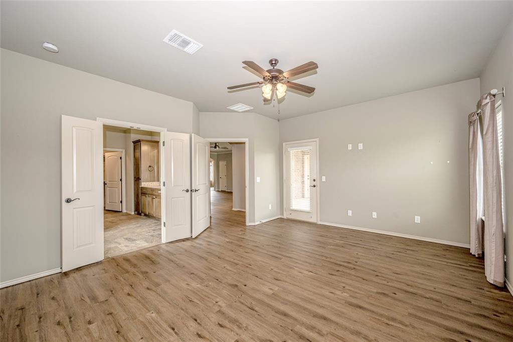 10337 Hawthorn Drive Property Photo 19