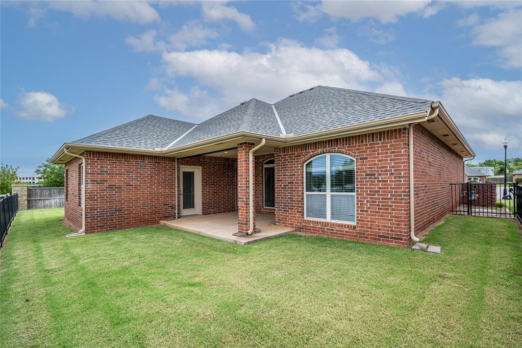 10337 Hawthorn Drive Property Photo 32