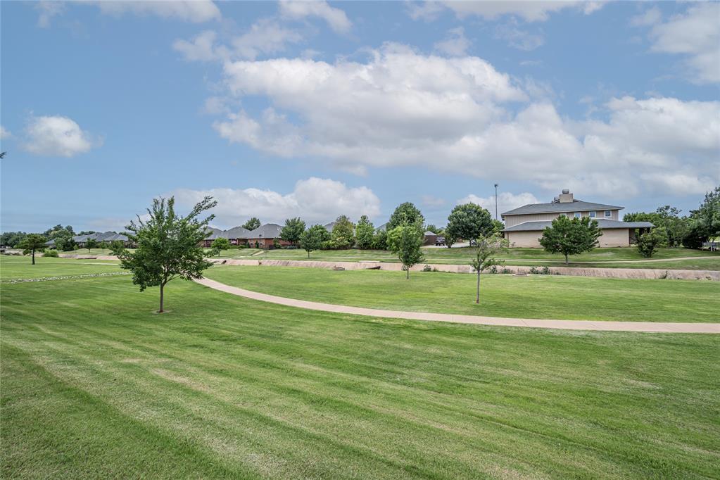 10337 Hawthorn Drive Property Photo 34