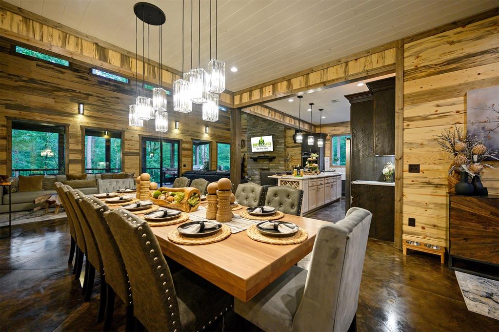 215 Top Notch Lane Property Photo 6
