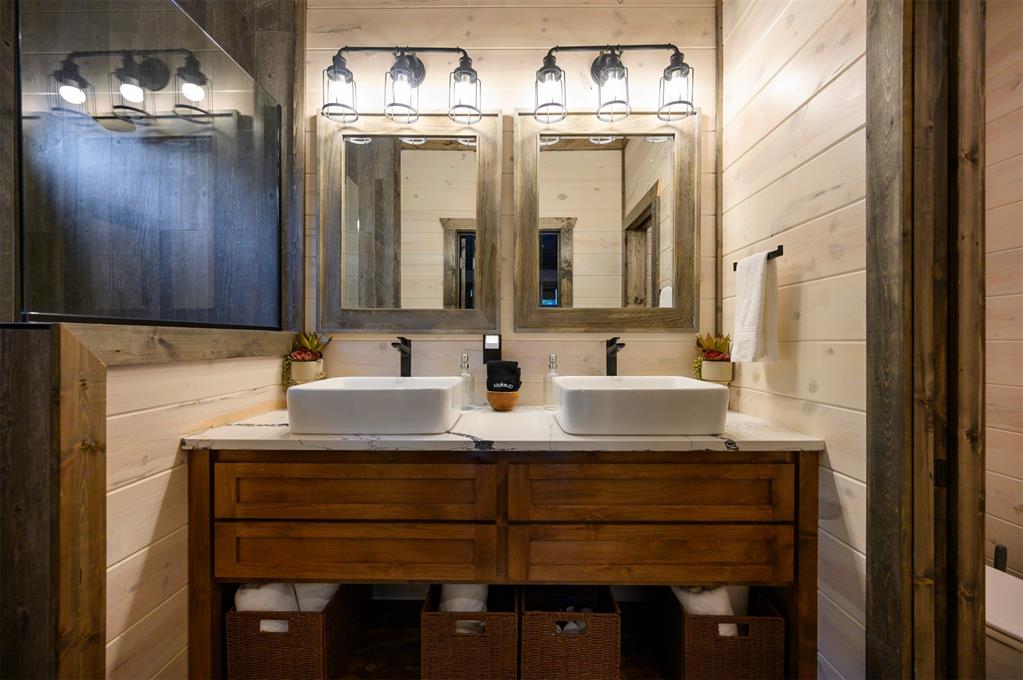 215 Top Notch Lane Property Photo 20
