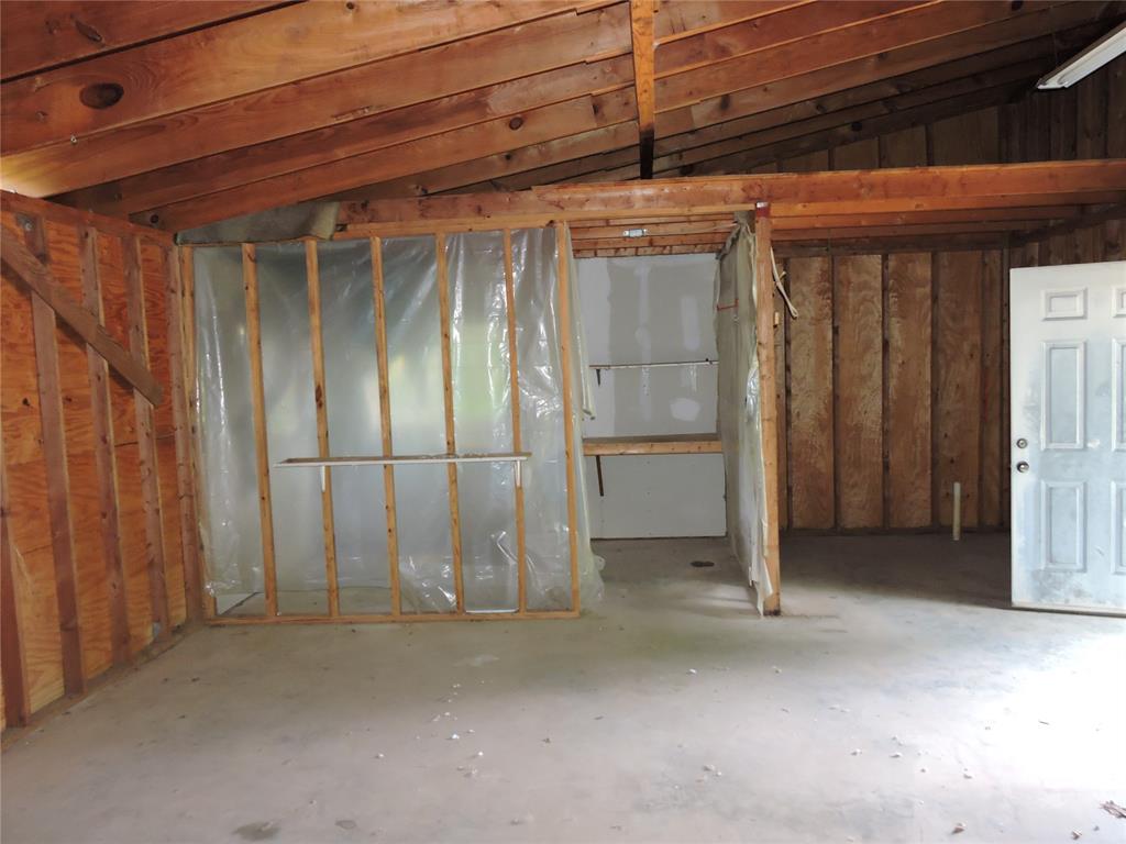 312 S Flynn Avenue Property Photo 6
