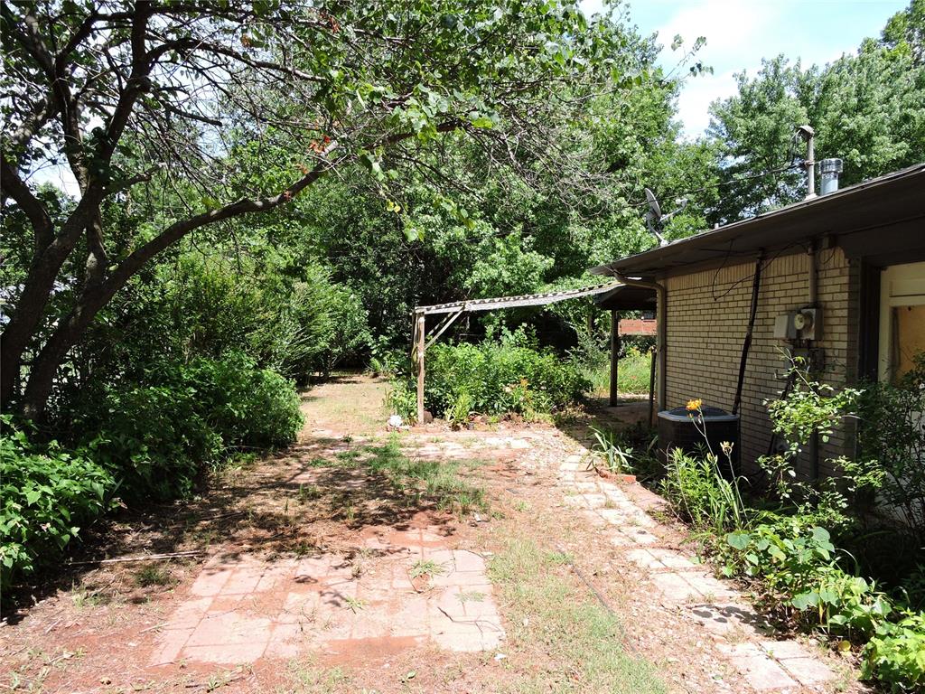 312 S Flynn Avenue Property Photo 20