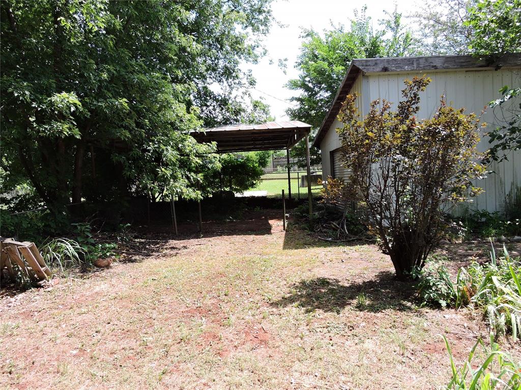 312 S Flynn Avenue Property Photo 22