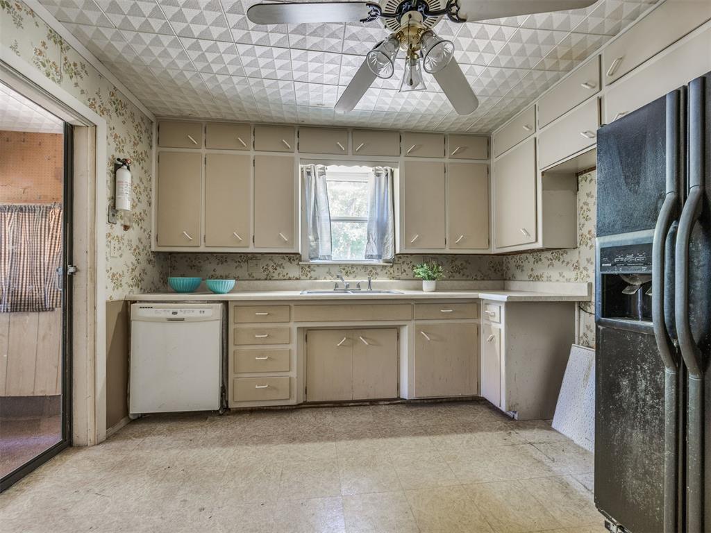 605 S Sooner Road Property Photo 4