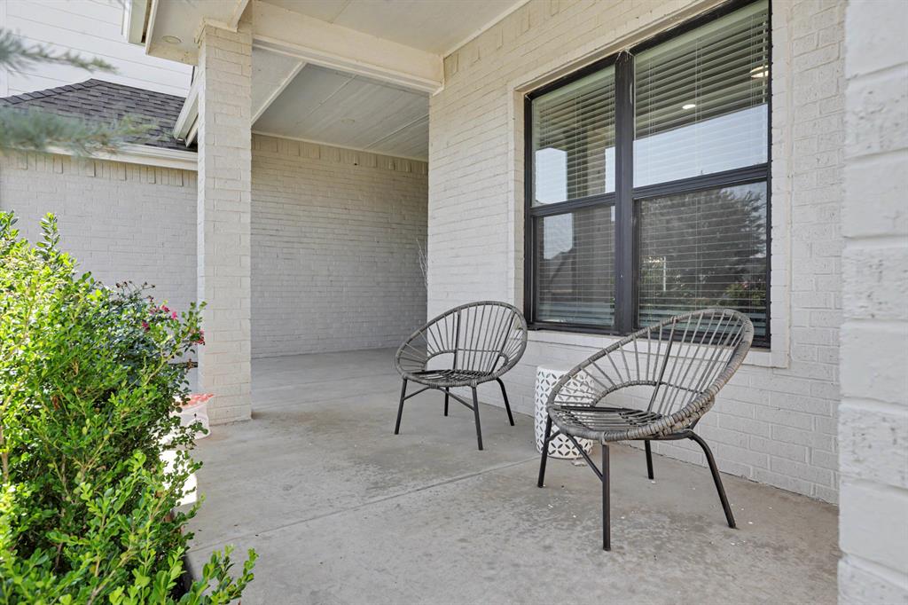 6208 Nw 154th Terrace Property Photo 4