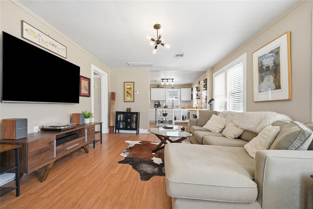 1237 Nw 48th Street Property Photo 4