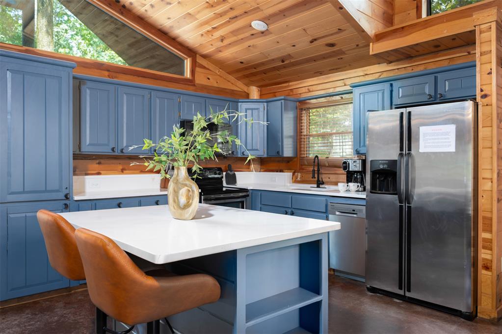 22 Steelhead Bay Lane Property Photo 8