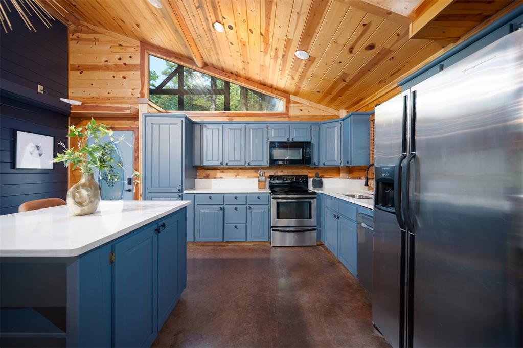 22 Steelhead Bay Lane Property Photo 10
