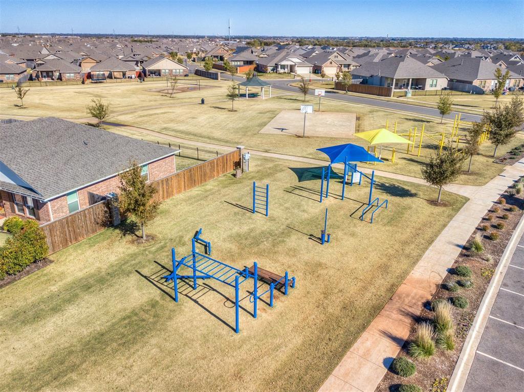 2721 Nw 189th Street Property Photo 45