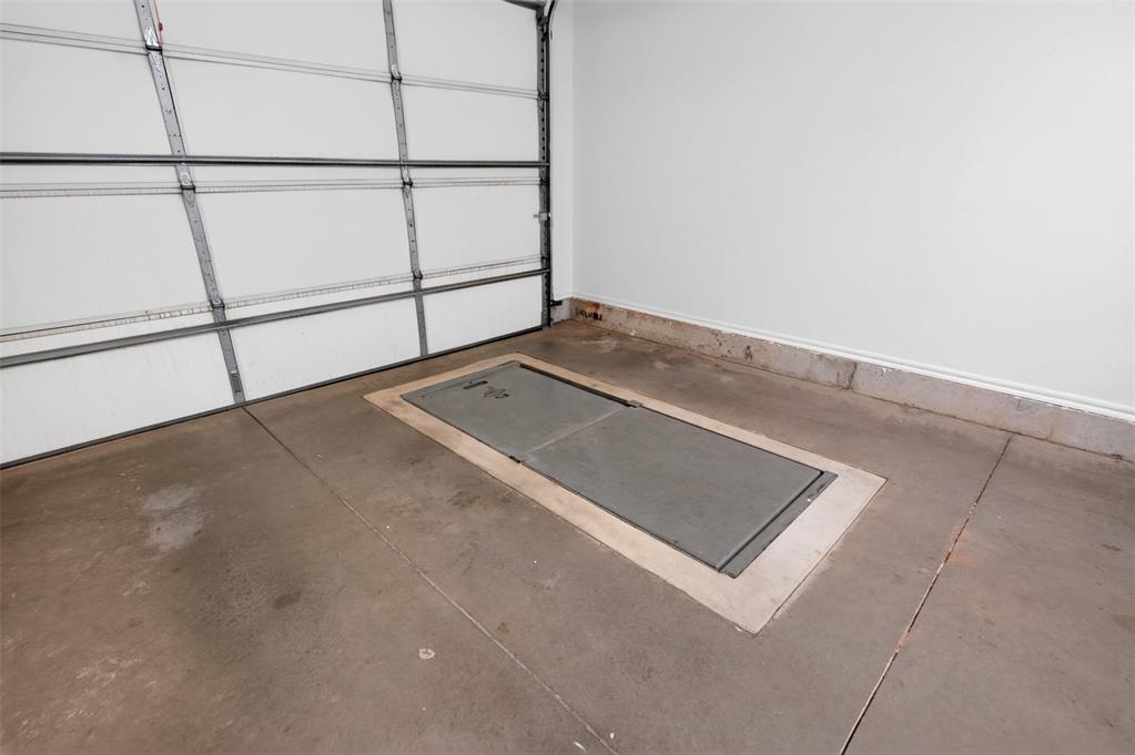 16404 Iron Fire Court Property Photo 33
