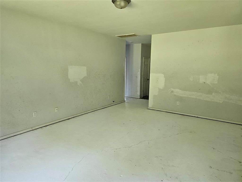 208 Tuscany Circle Property Photo 8