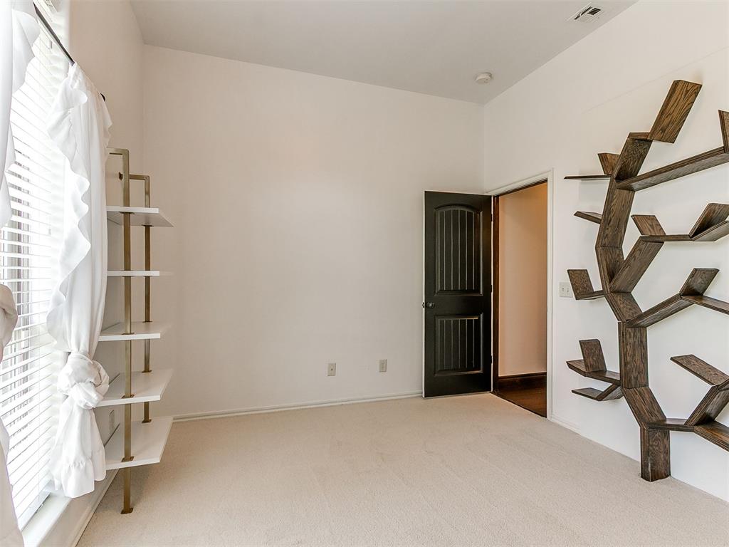 14401 Yorkshire Lane Property Photo 35