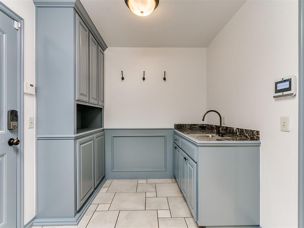 14401 Yorkshire Lane Property Photo 37