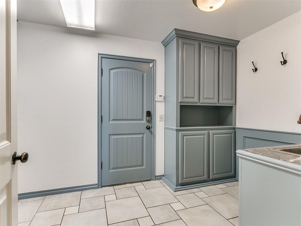 14401 Yorkshire Lane Property Photo 38