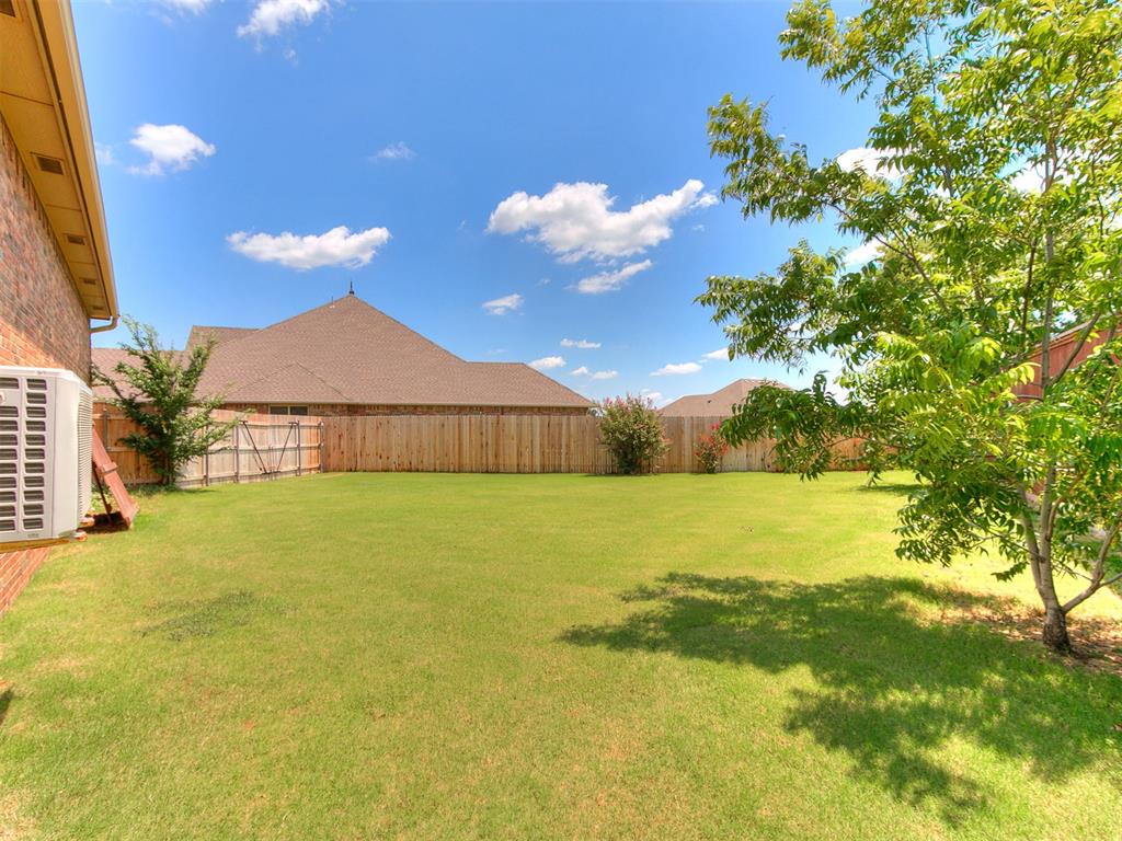 14401 Yorkshire Lane Property Photo 45