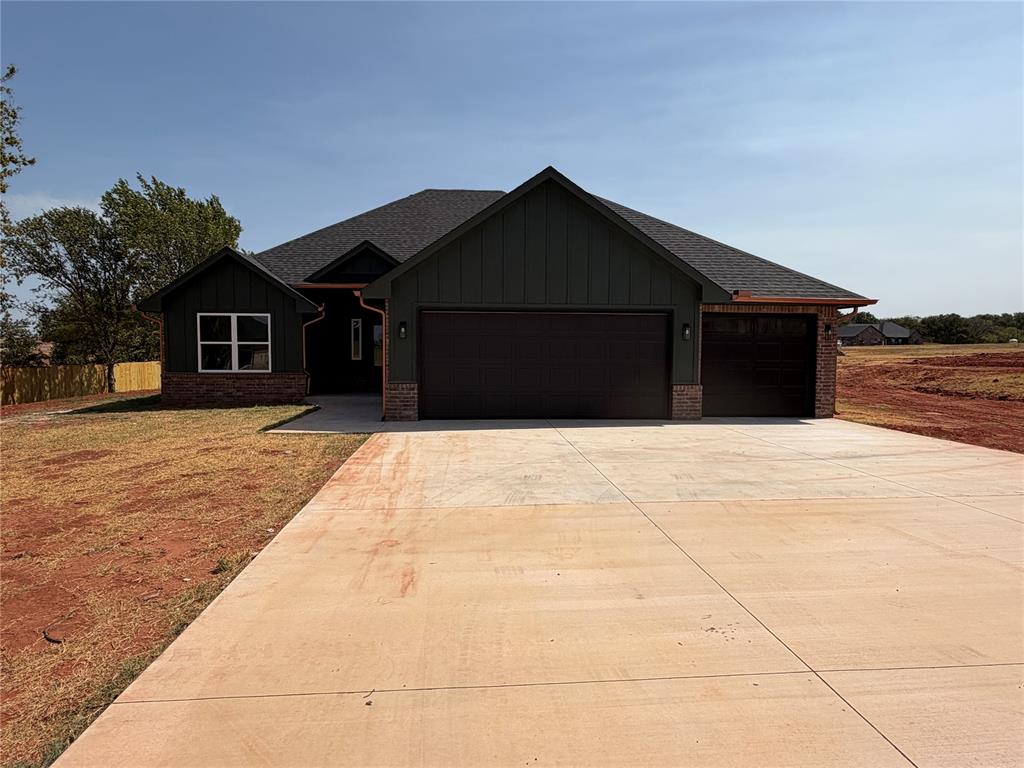 2209 Winter Ridge Road Property Photo 1