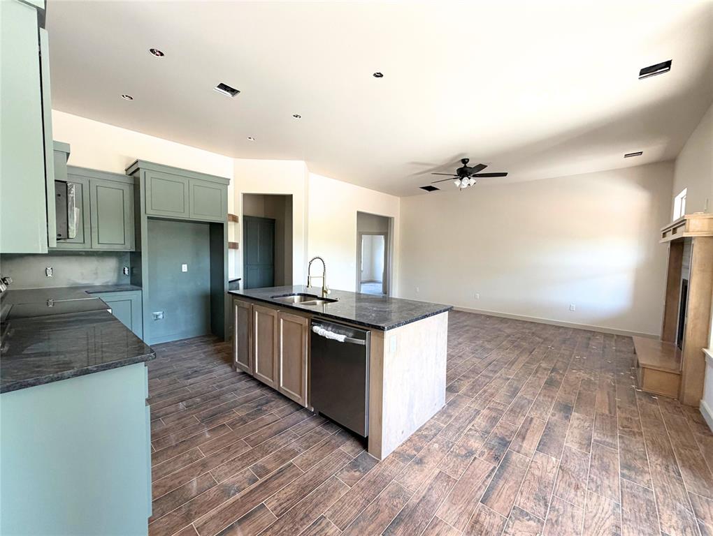 2209 Winter Ridge Road Property Photo 7