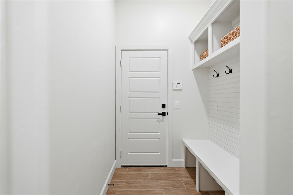 10972 Sandstone Ridge Way Property Photo 7
